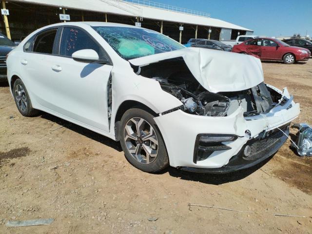 3KPF24AD1ME342678 - 2021 KIA FORTE FE WHITE photo 1