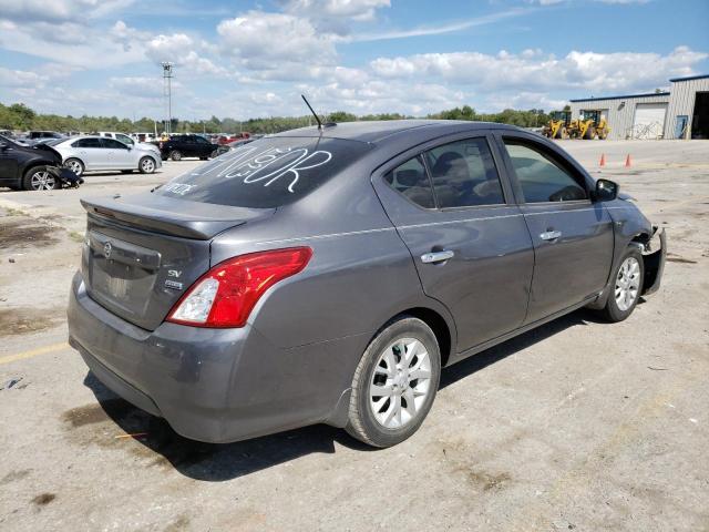 3N1CN7AP8HL891949 - 2017 NISSAN VERSA S GRAY photo 4