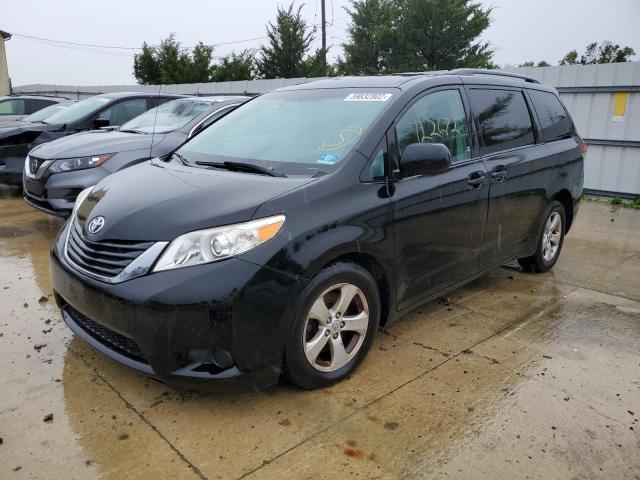 5TDKK3DC0DS333276 - 2013 TOYOTA SIENNA LE BLACK photo 2