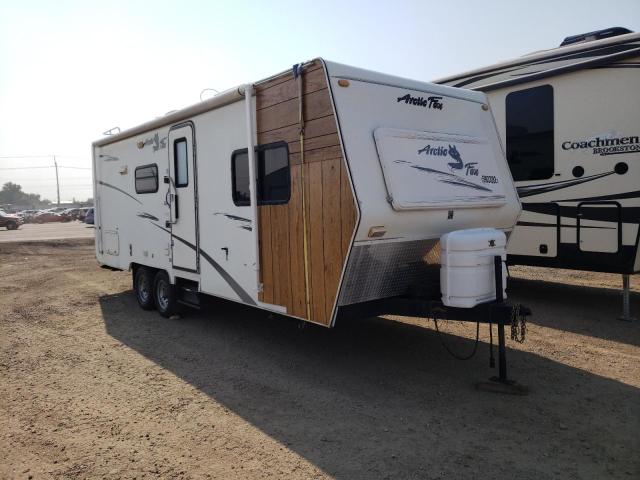 4N11R252640120196 - 2004 ARCT CAMPER WHITE photo 1