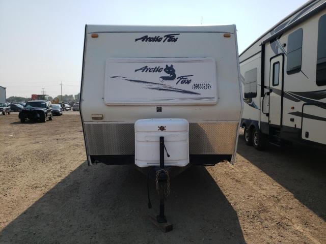 4N11R252640120196 - 2004 ARCT CAMPER WHITE photo 2