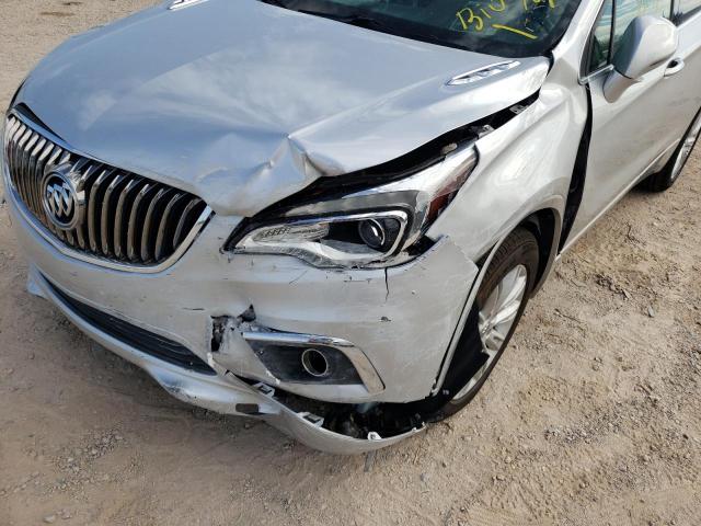 LRBFXBSA1JD005837 - 2018 BUICK ENVISION P SILVER photo 9