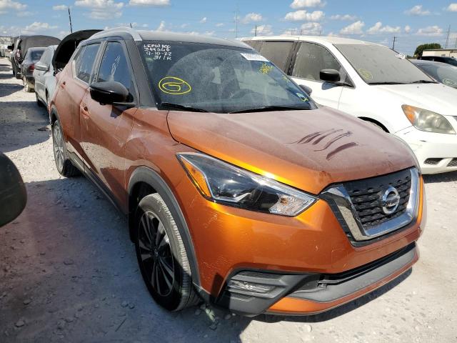 3N1CP5CU8JL501682 - 2018 NISSAN KICKS S ORANGE photo 1