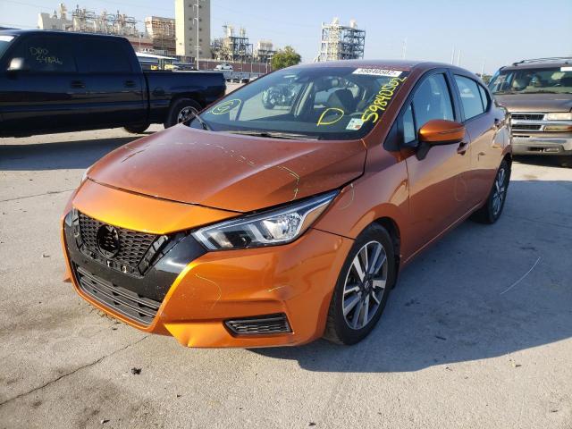 3N1CN8EV8LL809323 - 2020 NISSAN VERSA SV ORANGE photo 2