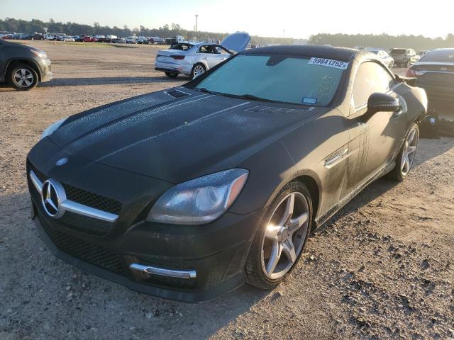 WDDPK5HAXCF028057 - 2012 MERCEDES-BENZ SLK 350 BLACK photo 2