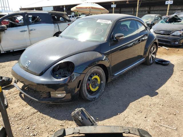 3VWV67AT2DM615364 - 2013 VOLKSWAGEN BEETLE TUR BLACK photo 2