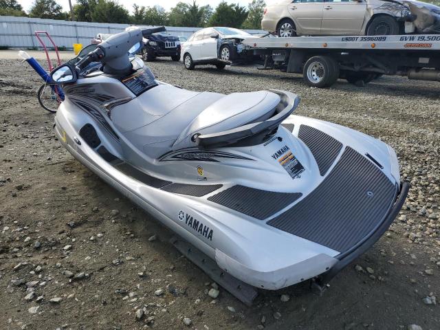 YAMA3702F707 - 2007 YAMAHA FX CRUISER SILVER photo 3