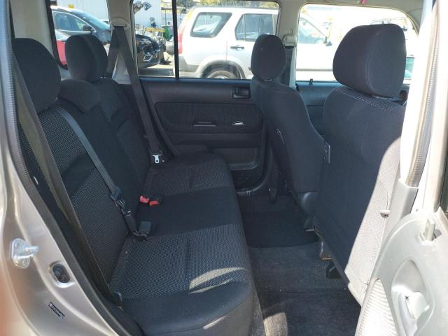 JTLKT324364030276 - 2006 TOYOTA SCION XB SILVER photo 6