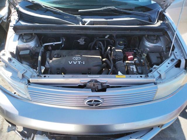 JTLKT324364030276 - 2006 TOYOTA SCION XB SILVER photo 7