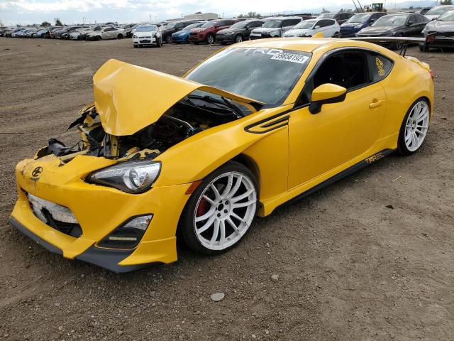 JF1ZNAA11F9706541 - 2015 TOYOTA SCION FR-S YELLOW photo 2