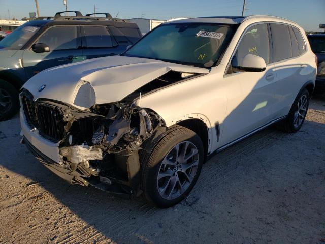 5UXCR4C0XP9N48419 - 2023 BMW X5 SDRIVE WHITE photo 2