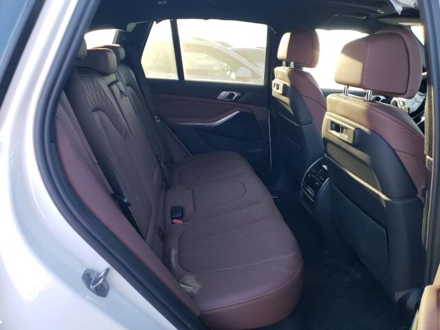5UXCR4C0XP9N48419 - 2023 BMW X5 SDRIVE WHITE photo 6