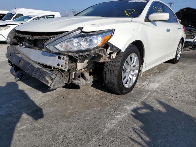 1N4AL3AP4JC161854 - 2018 NISSAN ALTIMA WHITE photo 9