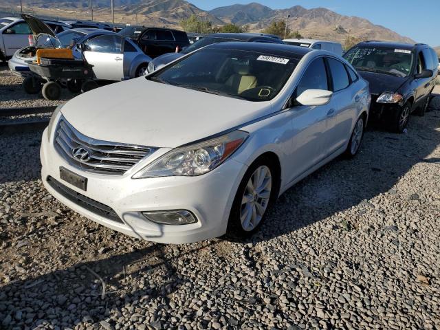 KMHFH4JG9CA184435 - 2012 HYUNDAI AZERA GLS WHITE photo 2