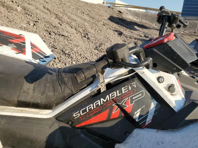 4XASVE957FA200664 - 2015 POLARIS SCRAMBLER WHITE photo 5