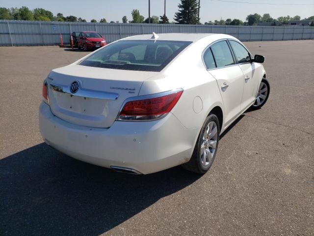 1G4GG5G3XDF219053 - 2013 BUICK LACROSSE P WHITE photo 4