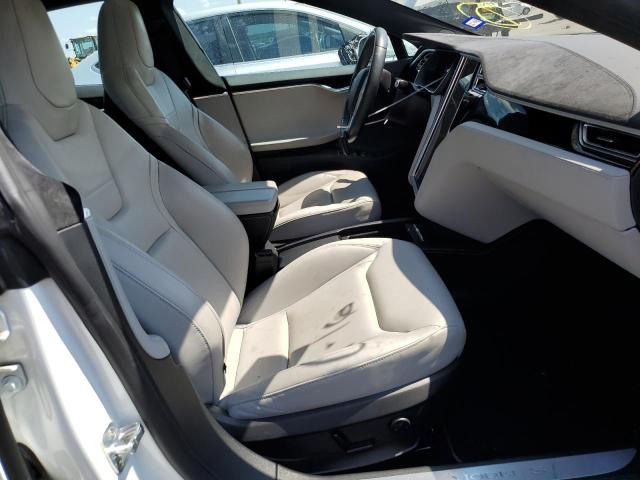 5YJSA1E29GF131929 - 2016 TESLA MODEL S Սպիտակ լուսանկար 5