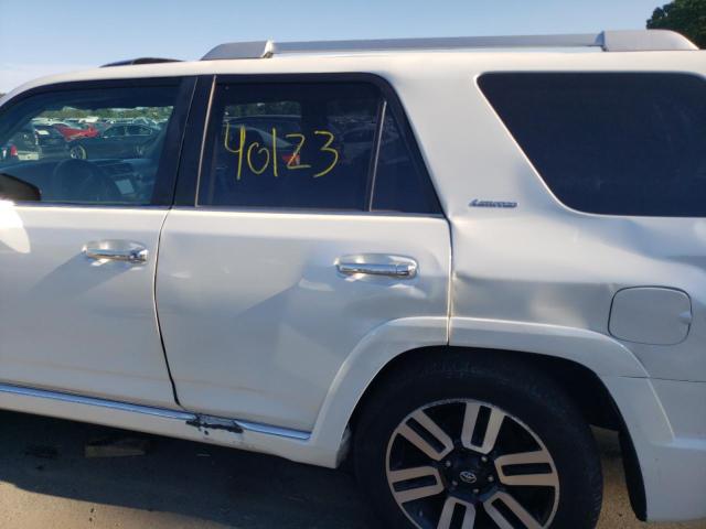 JTEBU5JR2H5413877 - 2017 TOYOTA 4RUNNER SR5/SR5 PREMIUM  照片 9