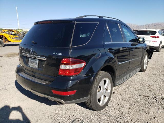 4JGBB8GB6AA580872 - 2010 MERCEDES-BENZ ML 350 4MA BLACK photo 4