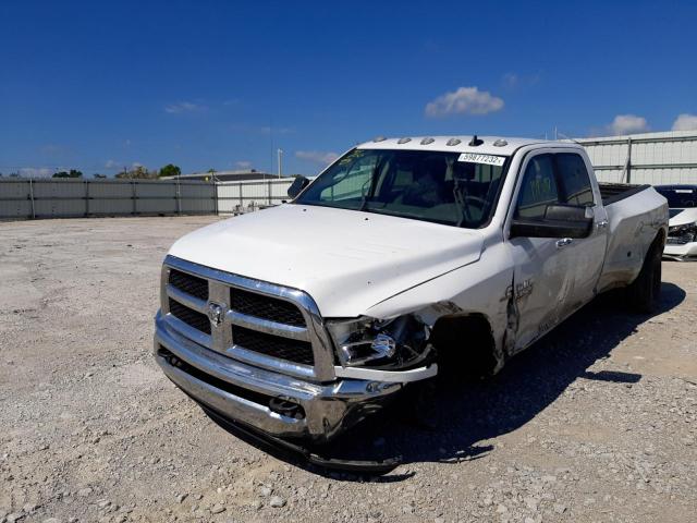 3C63RRHL8JG305630 - 2018 RAM 3500 SLT WHITE photo 2