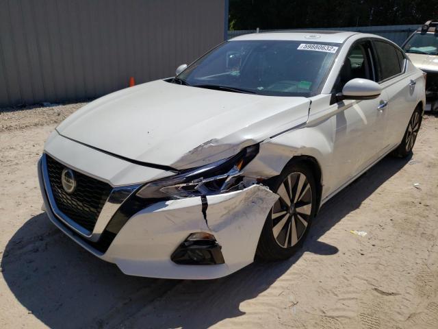 1N4BL4EVXKC169056 - 2019 NISSAN ALTIMA SL WHITE photo 2