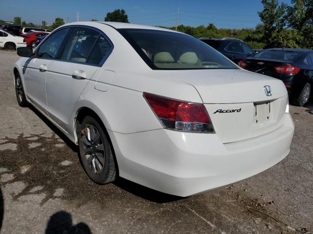 1HGCP2F31AA154025 - 2010 HONDA ACCORD LX WHITE photo 3