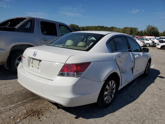 1HGCP2F31AA154025 - 2010 HONDA ACCORD LX WHITE photo 4