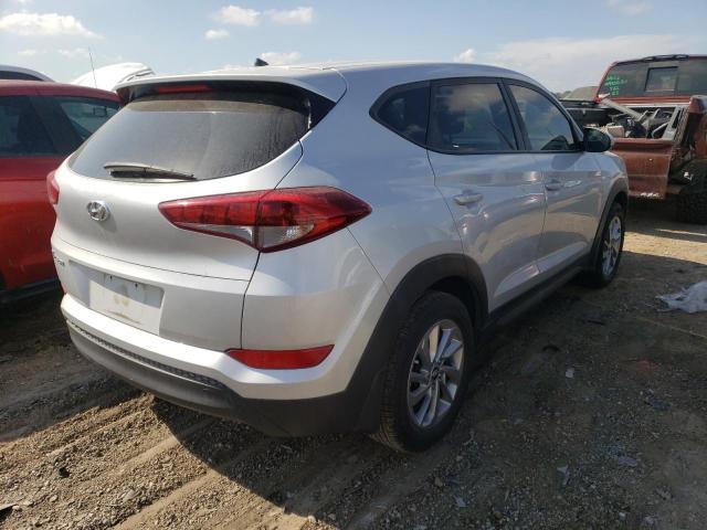 KM8J23A42JU703252 - 2018 HYUNDAI TUCSON SE SILVER photo 4