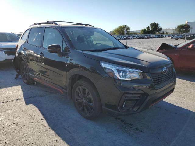 JF2SKALC8LH550617 - 2020 SUBARU FORESTER S BLACK photo 1