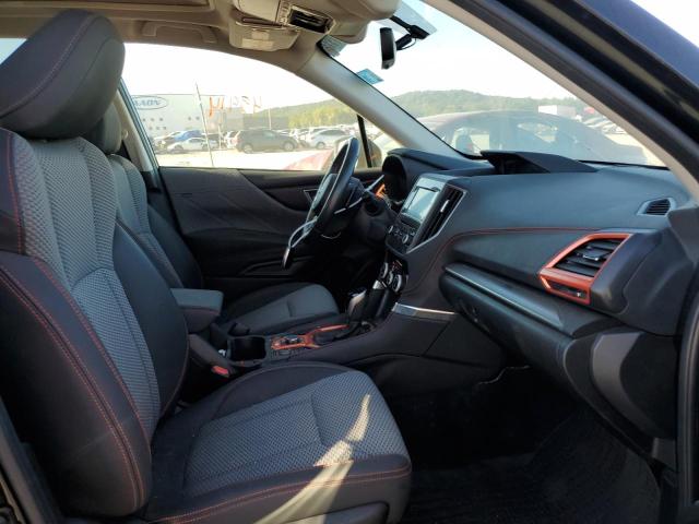 JF2SKALC8LH550617 - 2020 SUBARU FORESTER S BLACK photo 5