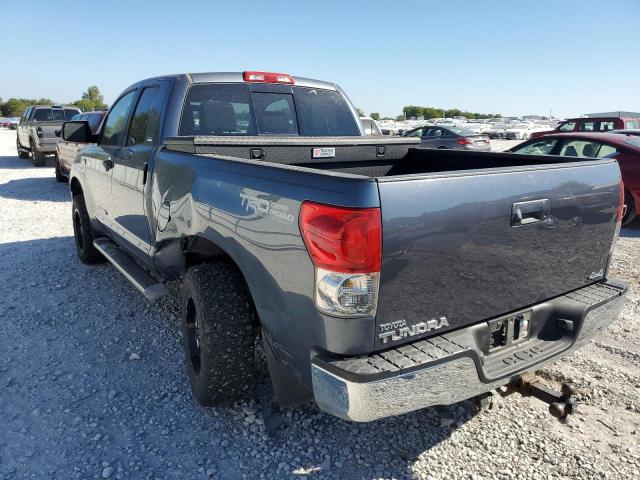 5TFBT54168X010261 - 2008 TOYOTA TUNDRA DOU GRAY photo 3