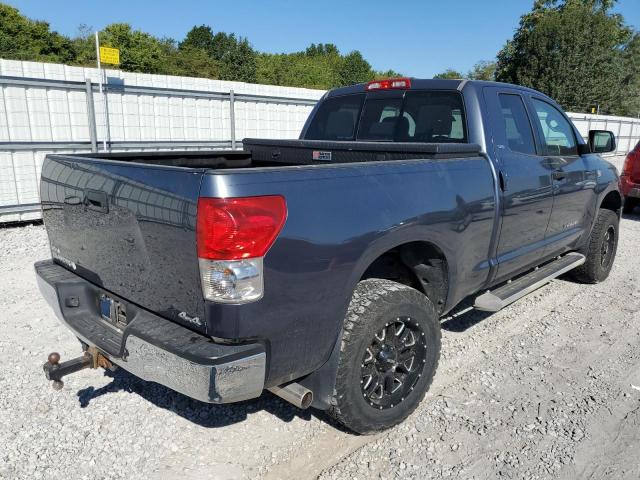 5TFBT54168X010261 - 2008 TOYOTA TUNDRA DOU GRAY photo 4