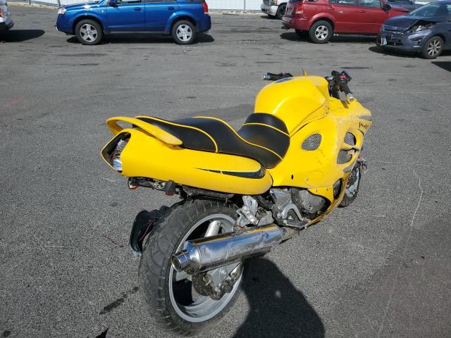 JS1GN79A012100748 - 2001 SUZUKI GSX600 F YELLOW photo 4