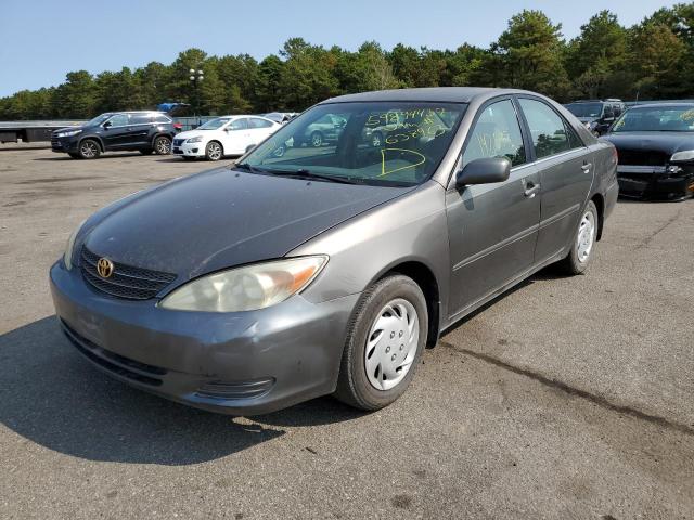 4T1BE32K22U638963 - 2002 TOYOTA CAMRY LE GRAY photo 2
