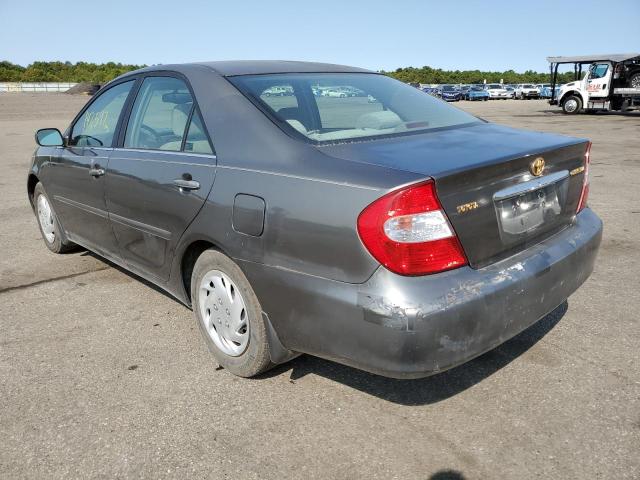 4T1BE32K22U638963 - 2002 TOYOTA CAMRY LE GRAY photo 3