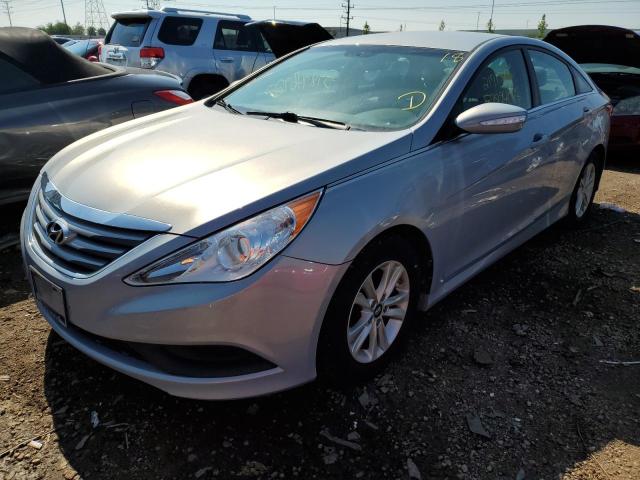 5NPEB4AC4EH873700 - 2014 HYUNDAI SONATA GLS BLUE photo 2