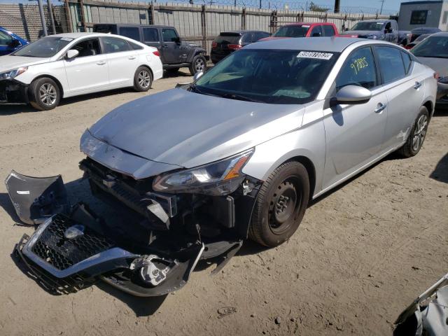 1N4BL4BV2KC236026 - 2019 NISSAN ALTIMA S SILVER photo 2