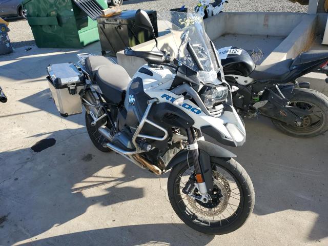 WB10A120XFZ097998 - 2015 BMW R1200 GS A WHITE photo 1