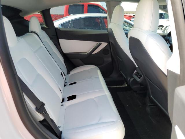 7SAYGDEE1NF354311 - 2022 TESLA MODEL Y Белый фото 6