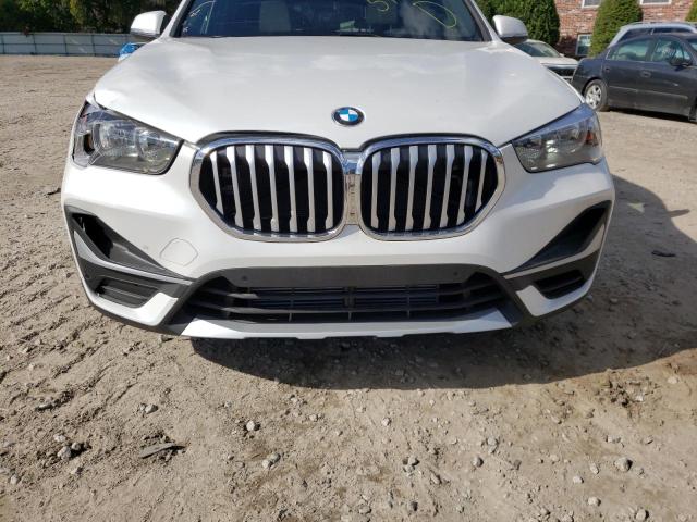 WBXJG9C04N5V21560 - 2022 BMW X1 XDRIVE2 WHITE photo 9