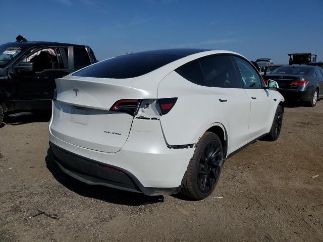 5YJYGDEE3MF092612 - 2021 TESLA MODEL Y Белый фото 4