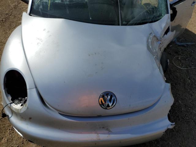 3VWDD21C32M409309 - 2002 VOLKSWAGEN NEW BEETLE 银色 照片 7