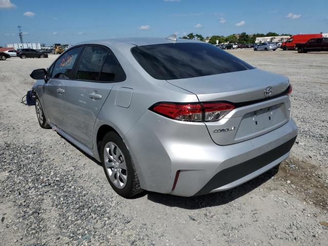 5YFEPMAE0MP260154 - 2021 TOYOTA COROLLA LE SILVER photo 3