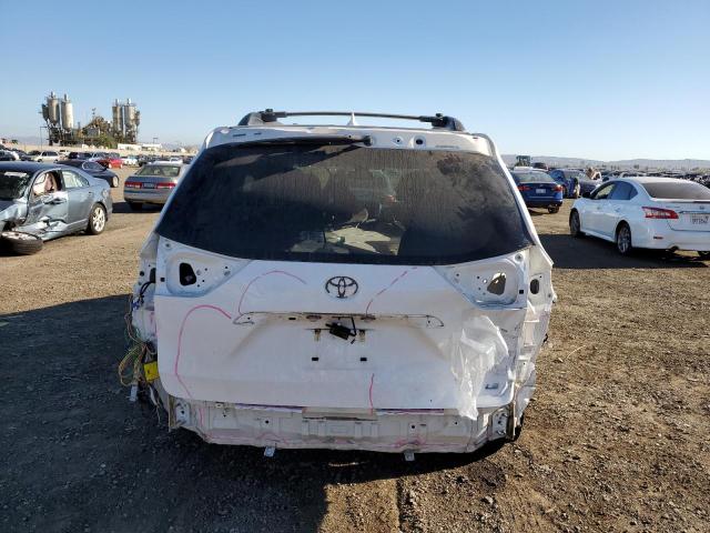 5TDKZ3DCXJS928448 - 2018 TOYOTA SIENNA LE WHITE photo 9