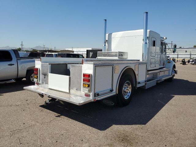 2NKMHZ8X73M393470 - 2003 KENWORTH CONSTRUCTI WHITE photo 4