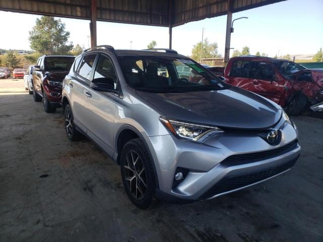 JTMNFREVXJD113431 - 2018 TOYOTA RAV4 SE SILVER photo 1