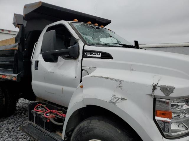 1FDNF7AY6KDF11401 - 2019 FORD F750 SUPER WHITE photo 9