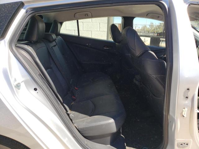 JTDKARFP4L3137380 - 2020 TOYOTA PRIUS PRIM 银色 照片 6