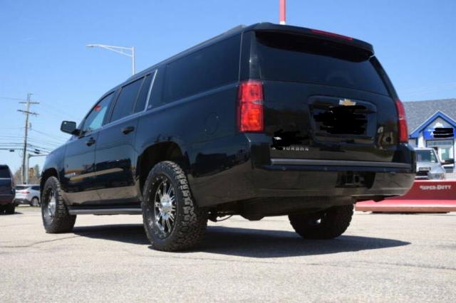 1GNSKGKC1GR371586 - 2016 CHEVROLET SUBURBAN K BLACK photo 3