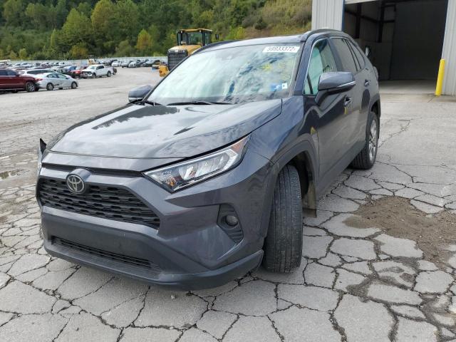 2T3A1RFVXLW135835 - 2020 TOYOTA RAV4 XLE P GRAY photo 2